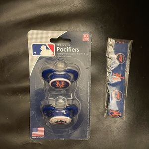 Mets Pacifiers